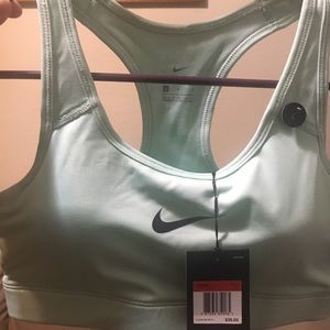 Nike bra
